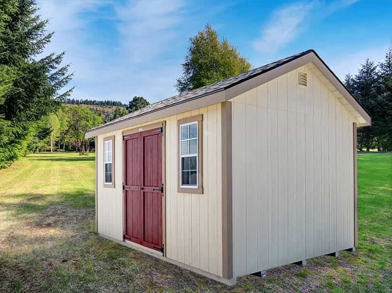 classic quaker shed white